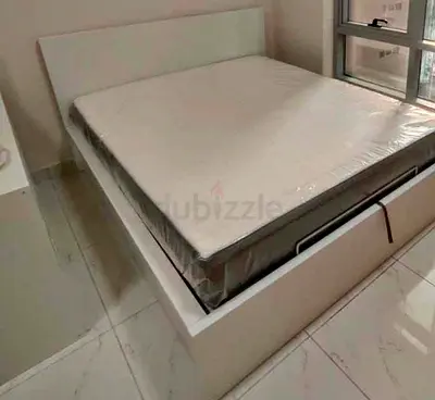 Ikea hydraulic bed with mattress queen size