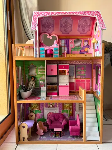 Doll house