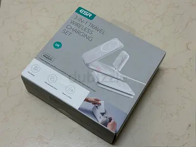 ESR 3 in 1 Travel Wireless Charging Set