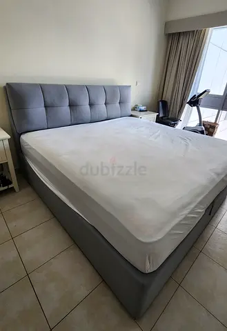Super king bed with Hydraulic storage - 250 Aed