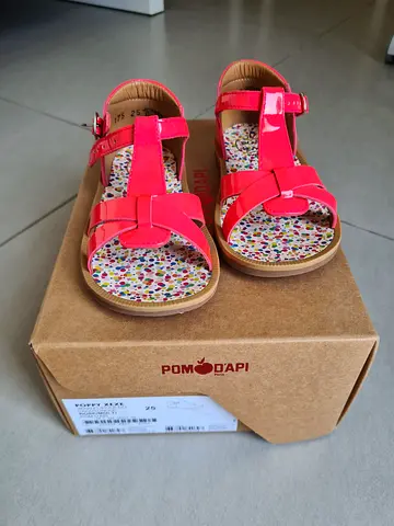 Pom dApi Girls Sandals Size 25 – Excellent Condition – Worn Once