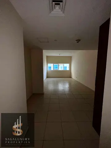 استوديو للبيع في أبراج عجمان ون 2 | طابق مرتفع | إطلالة جزئية على البحر | 650 قدم مربع
