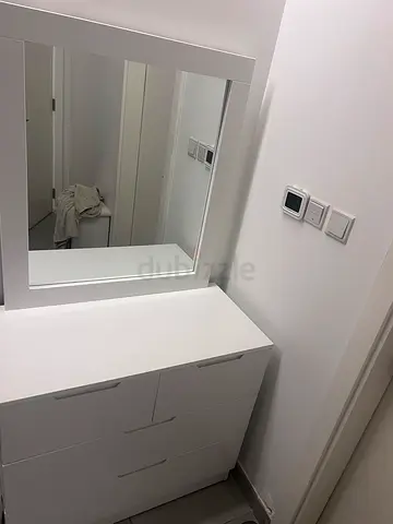 Dressing table