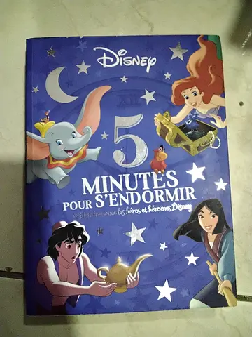 Disney French Storybook: 5 Minutes Pour Sendormir (Hardcover)