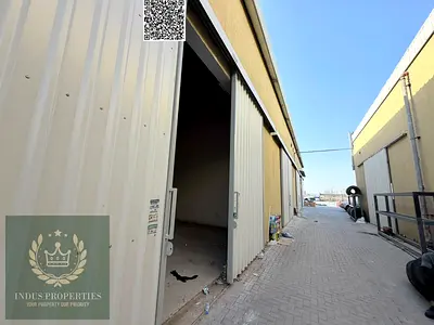 أرضي فقط || حمام واحد متاح || كهرباء 30 كيلوواط || المساحة 2100 قدم مربع || مستودع متاح || موقع متميز || بالقرب من تشاينا مول