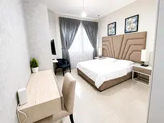 0% COMMISSION, Dubai Marina Luxury master bedroom with attached washroom , near tram/metro station