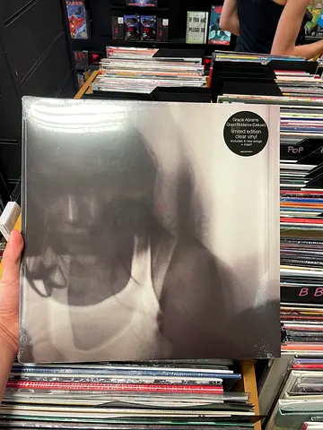 Gracie Abrams “Good Riddance” vinyl deluxe