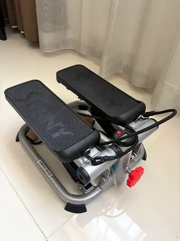 Sunny Stepper with Resistance Bands – Excellent Condition