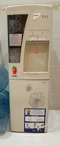 Nikai Water Dispenser with Hot and Cold Water Options