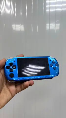 PSP 3000 broken screen