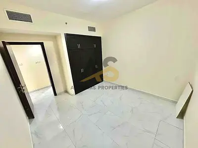 12 Cheque ! Luxury 1bhk ! Free Parking