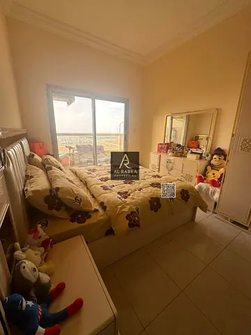 1BR for Sale in Goldcrest B | 900 Sq. Ft. | 13th Floor | AED 350K Cash