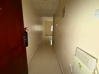 Ready to Move Studio With Separate Kitchen Near Rolla Bus Stop