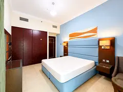 Fully Furnished | Spacious 1-BR Apt | Close To Metro