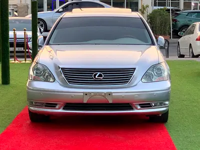 Lexus LS 430 1/2 Ultra 2005 | American Specs | Pristine Condition