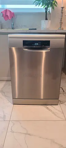 New model Bosch 8 series dishwasher with wifi freestanding