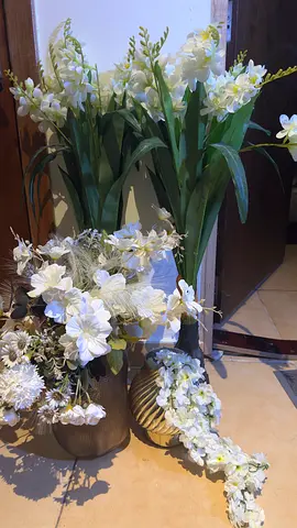 Set of White Artificial Flowers and Decorative Vases - Excellent Condition Fixed Price Bundle Offer