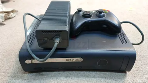 Modded xbox 360 118 games inside 1 controller