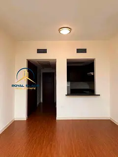 Studio Apartment | MED 44 | Wood-Effect Flooring