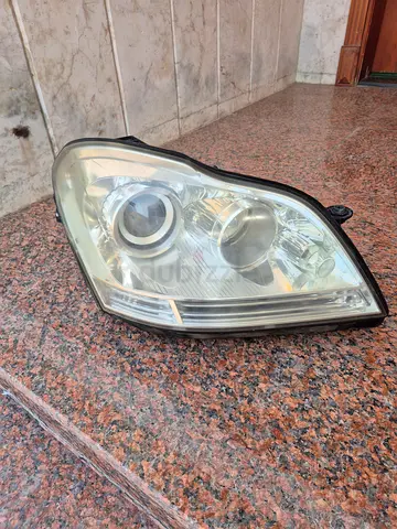 Mercedes GL 500 2012 right Headlamp