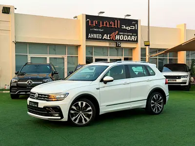(2018) VOLKSWAGEN TIGUAN //R-LINE// GCC FULL OPTION -ORIGINAL PAINT-