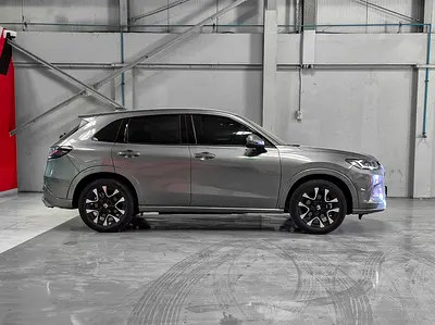صورة 4 لـ 2023 Honda ZR-V