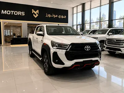 Toyota Hilux SR5 2026/ 4.0 Petrol Brand New GCC Specs