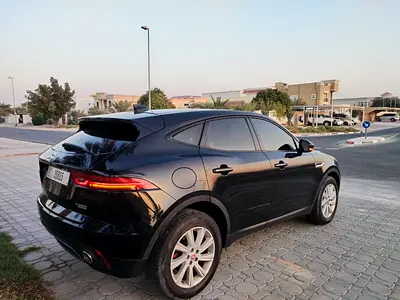 صورة مصغرة 17 لـ 2019 Jaguar E-PACE