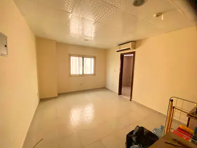 STUDIO FLAT IN JUST 14K NEAR ROLLA PARK