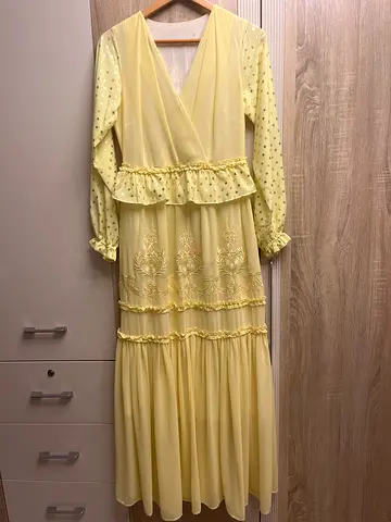 Yellow V-Neck Embroidered Maxi Dress with Ruffle Detail M size