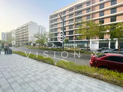 Unwind in Style | Ready Now | Spacious Layout