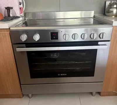 Bosch Stainless Steel Electric Cooker with Oven - Good Condition