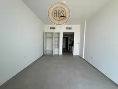 Ready to move studio apartment with university view