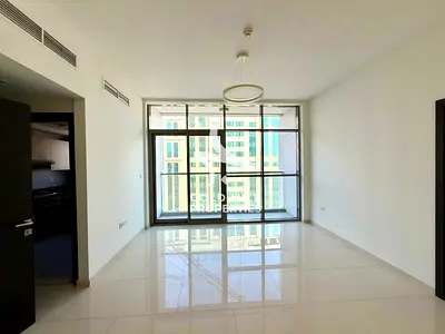 Huge & Modern || 1-Beds +Laundry || Amazing View with High Floor