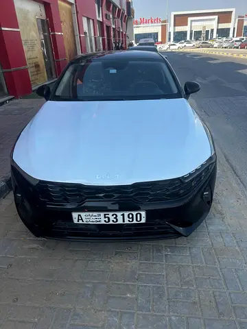 صورة 13 لـ 2023 KIA K5