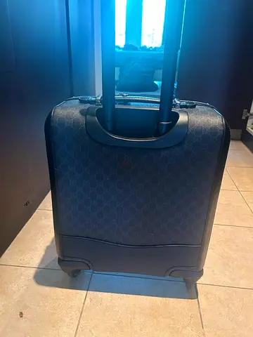 Genuine Gucci carry-on suitcase with retractable handle - used, good condition
