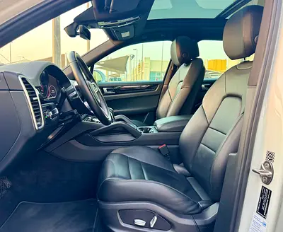 2018 Porsche CAYENNE 照片 8