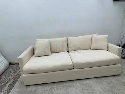 Same like new condition cratebarrel three seater sofa