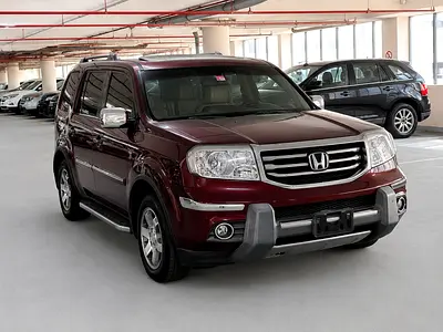 2013 HONDA PILOT TOURING GCC SPECS IN EXCELLENT CONDITION