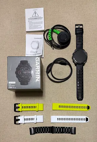 Garmin Fenix 8 Solar (47mm) – Premium Bundle – Titanium/Sapphire + 4 Bands