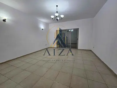 Parking free Very Spacious Flat 2 bhk Rent 40k with Family building Balcony nearby Cornish
