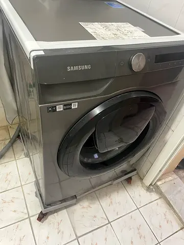 Samsung Front Load Washer - Good Working Condition