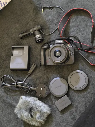 Canon EOS R50 Mirrorless Camera