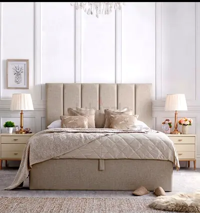 stylish queen size bed
