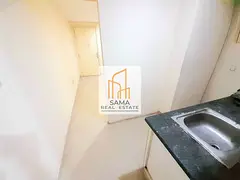 Today offer studio saprit kitchan close to Madina shooping center only 22k