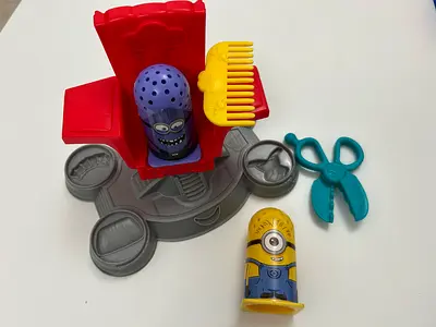 Minion Play-Doh Disguise Lab- Hasbro