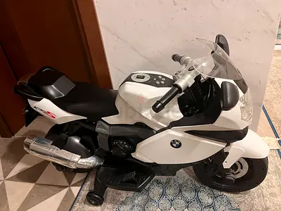 Kids BMW K1300S Electric Ride-On Motorcycle. Works great