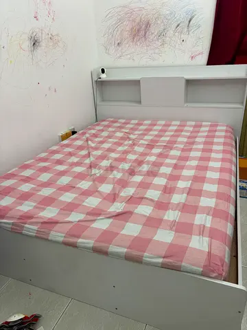 White Queen Size bed frame with headboard shelving and Cot - rarely used