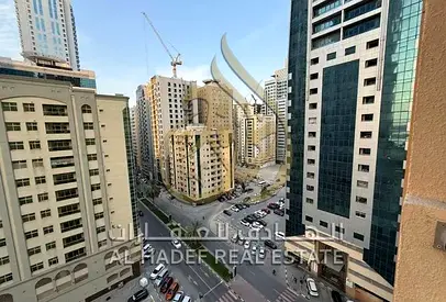 للبيع: شقة فاخرة في التعاون، 3 غرف وصالة + غرفة خادمة، إطلالة مفتوحة، قرب مستشفى أوريانا