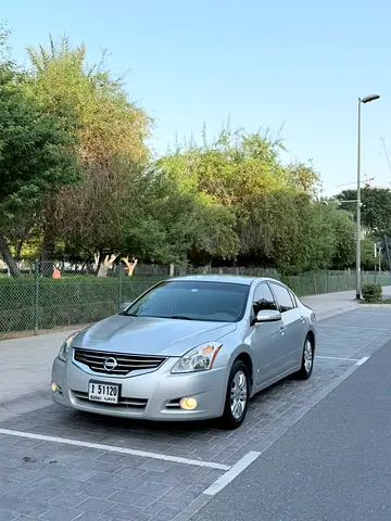 Nissan Altima 2011 SV GCC Specs